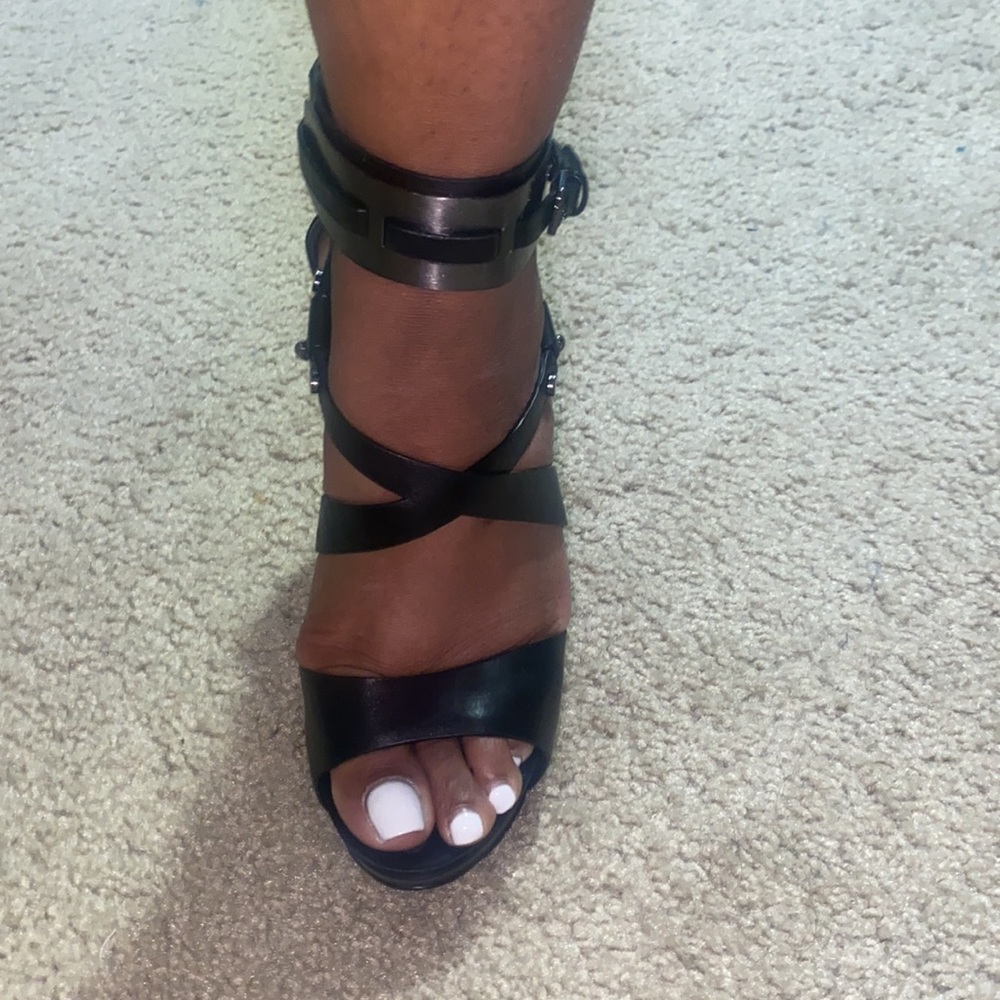 Heels - Picture 3 of 5